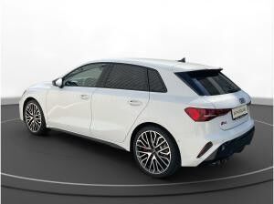 Audi S3 Sportback 2.0 TFSI quattro S tronic MMI NAVI+