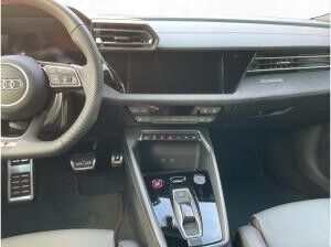 Audi S3 Sportback 2.0 TFSI quattro S tronic MMI NAVI+