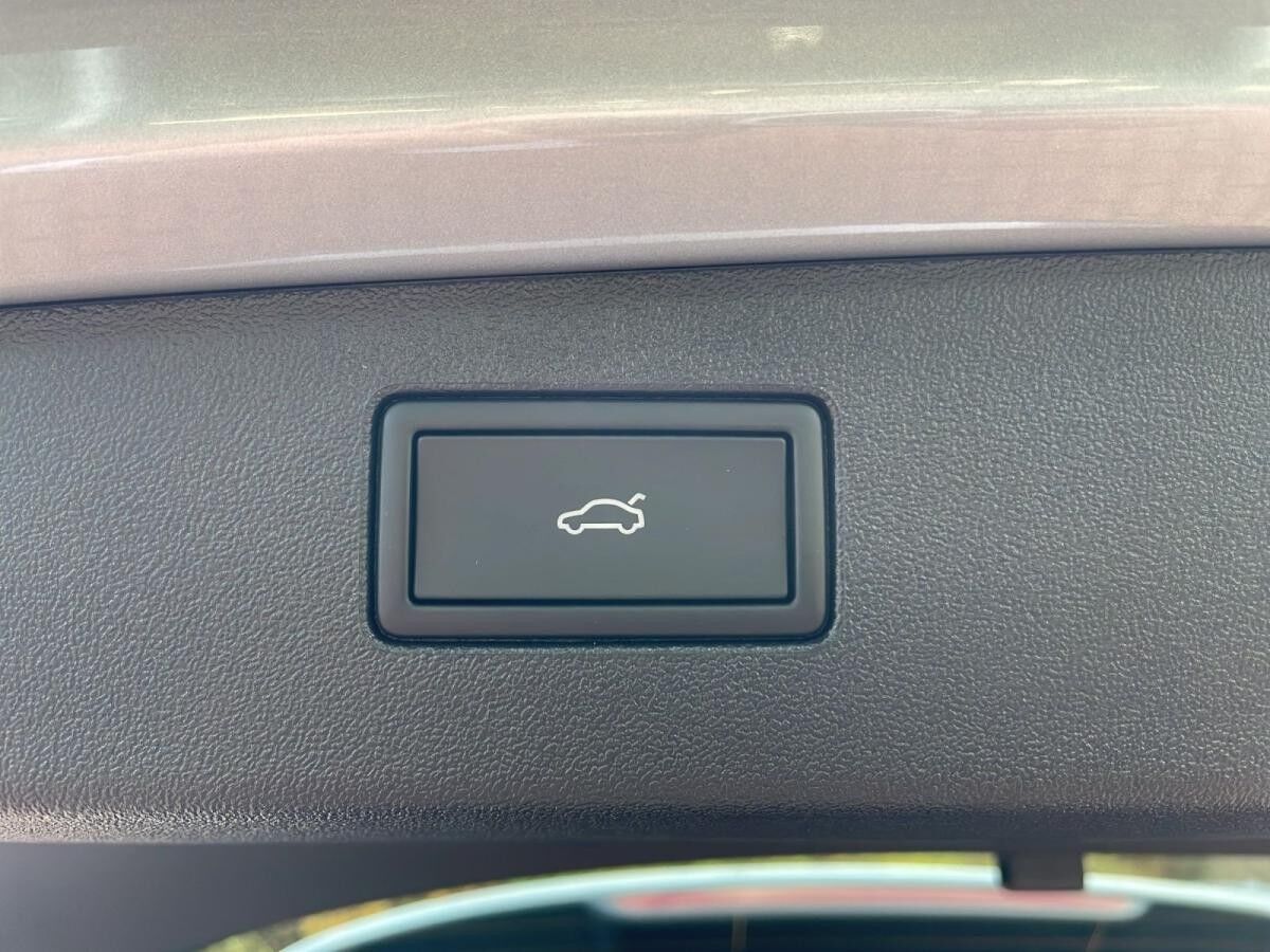 Volkswagen Tiguan Elegance 1,5 eTSI DSG | DCC | IQ