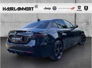 Alfa Romeo Giulia Intensa Q4 2.0 PDC+KAMERA+CARPLAY+LEDER