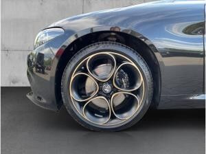 Alfa Romeo Giulia Intensa Q4 2.0 PDC+KAMERA+CARPLAY+LEDER