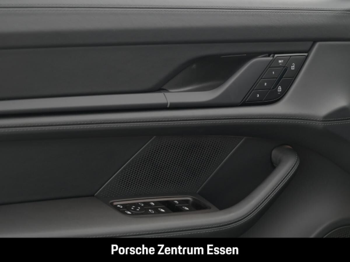 Porsche Taycan 4S Sport Turismo / LenkradHZG 360 Kamera Privacyverglasung Panorama