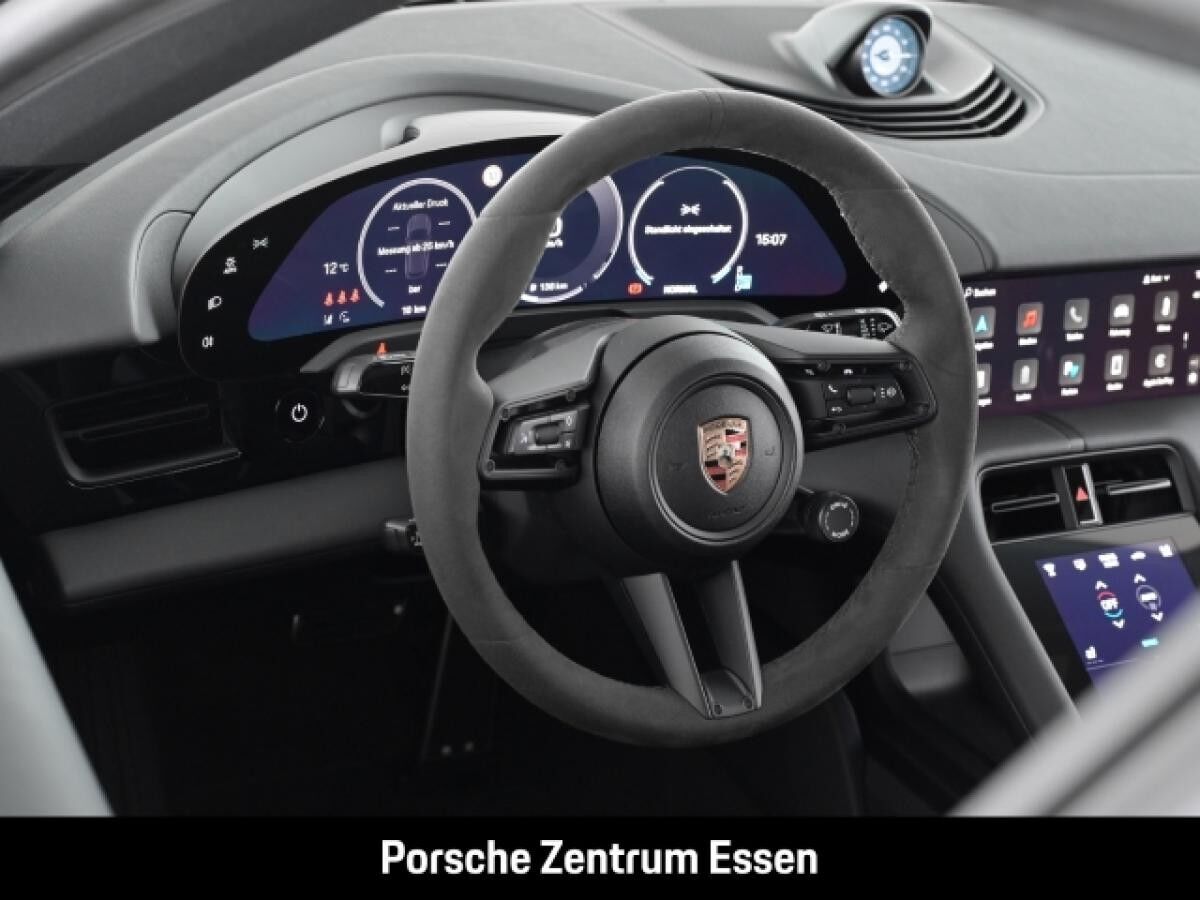Porsche Taycan Sport Turismo /  Surround View Panoramadach  BOSE