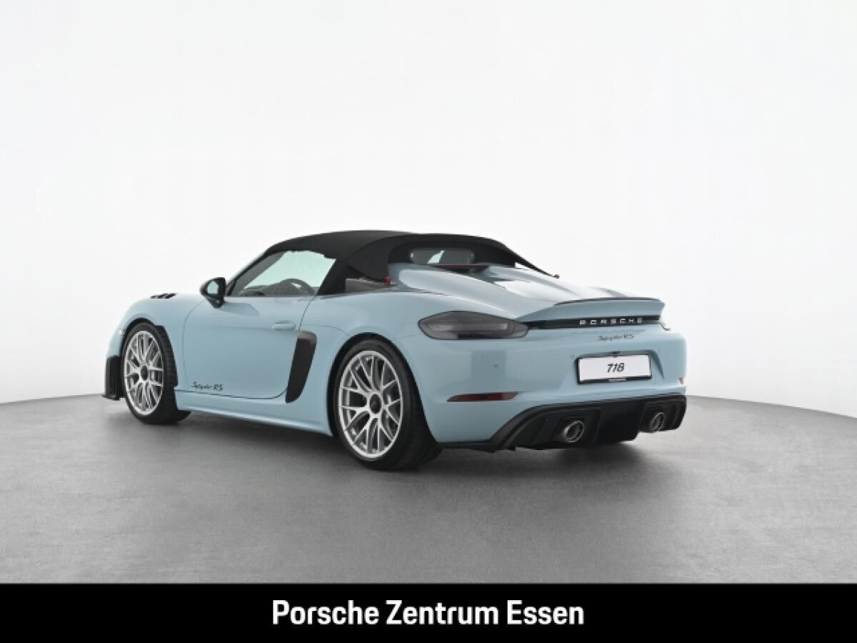Porsche 718 Spyder RS/ Bose PCCB Liftsystem Weissach Paket