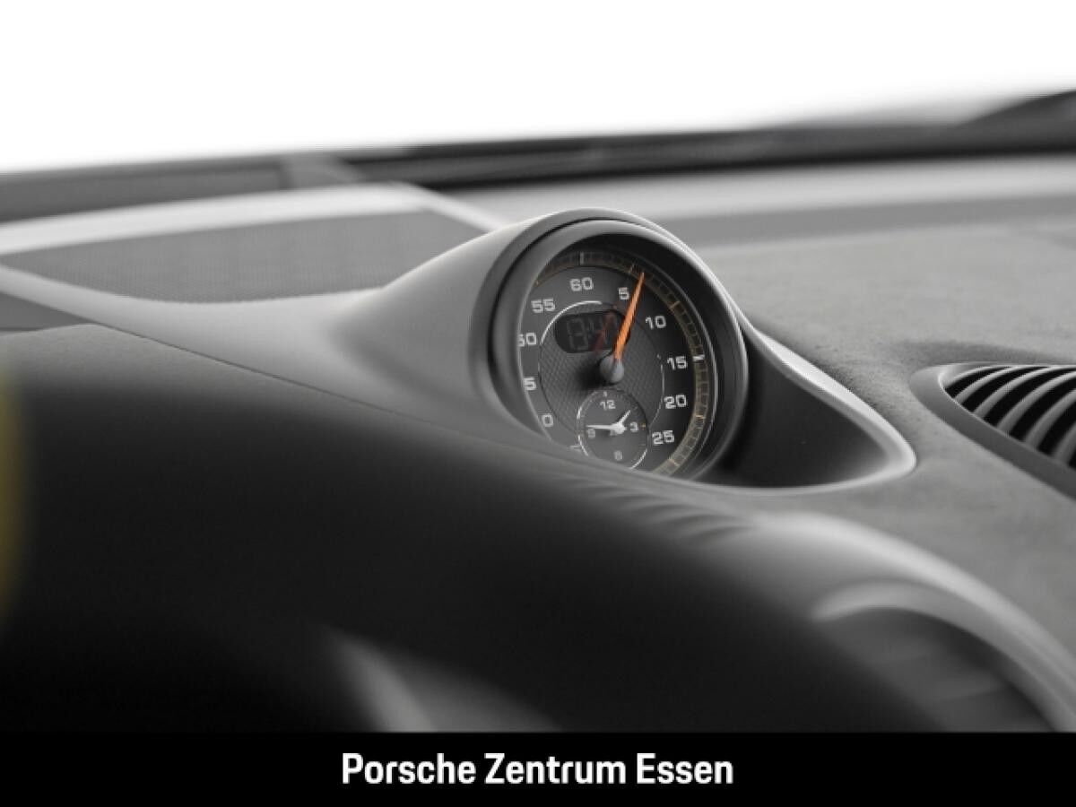 Porsche 718 Spyder RS/ Bose PCCB Liftsystem Weissach Paket