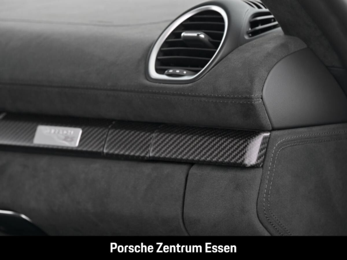 Porsche 718 Spyder RS/ Bose PCCB Liftsystem Weissach Paket