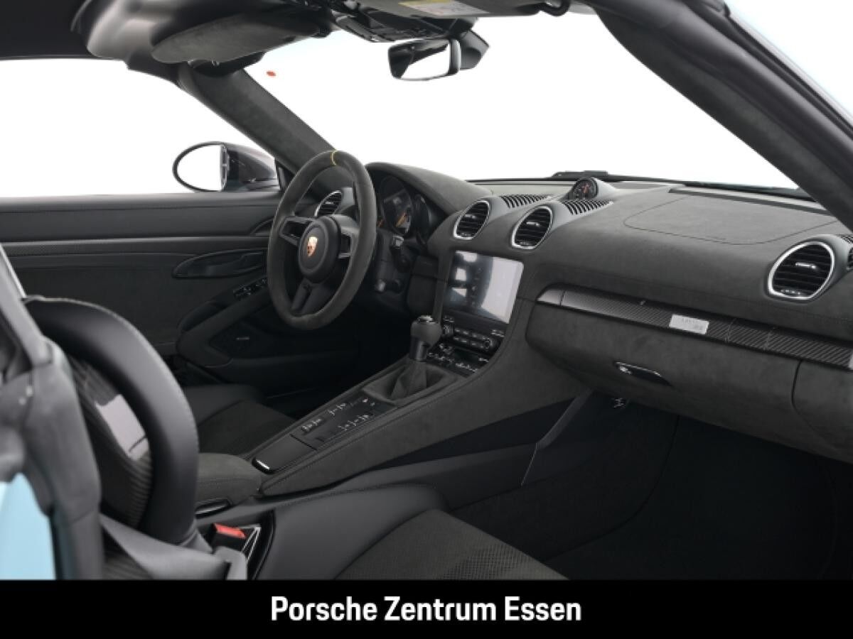 Porsche 718 Spyder RS/ Bose PCCB Liftsystem Weissach Paket