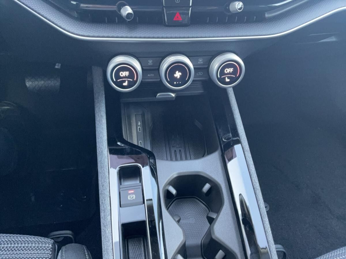 Skoda Superb Combi Selection 1,5 TSI iV 150 kW 6-Gang-DSG