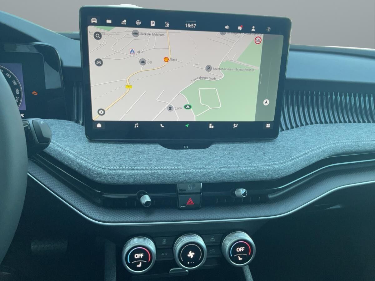 Skoda Superb Combi Selection 1,5 TSI iV 150 kW 6-Gang-DSG