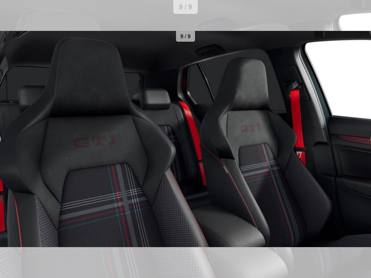 Volkswagen Golf VIII GTI 2.0 TSI DSG EDITION 50 | PANO |
