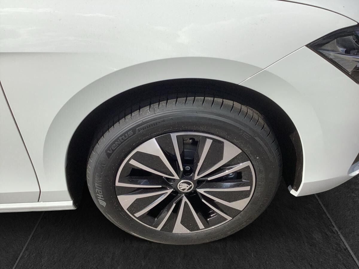 Skoda Superb Combi Selection 1,5 TSI iV 150 kW 6-Gang-DSG