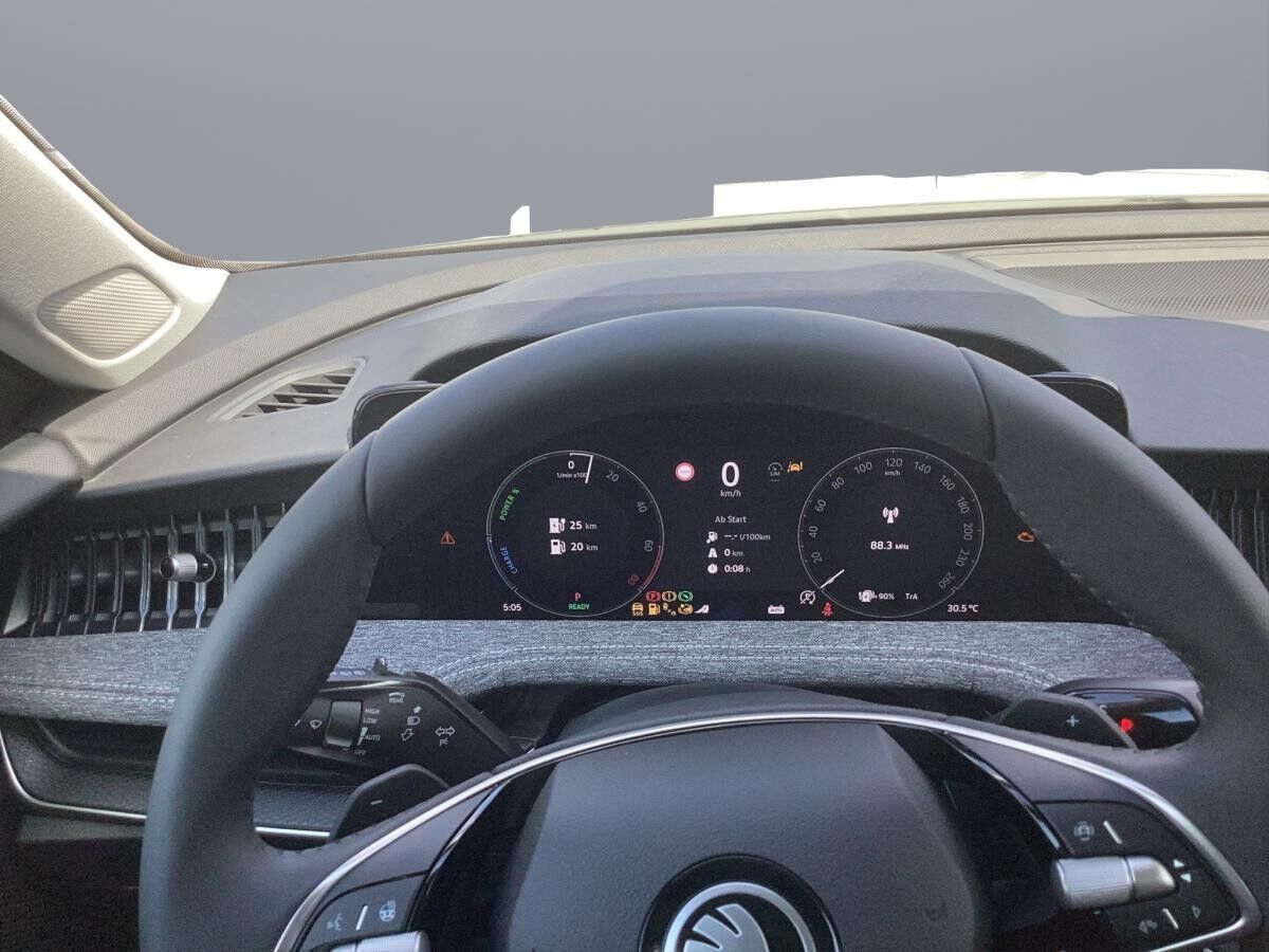 Skoda Superb Combi Selection 1,5 TSI iV 150 kW 6-Gang-DSG