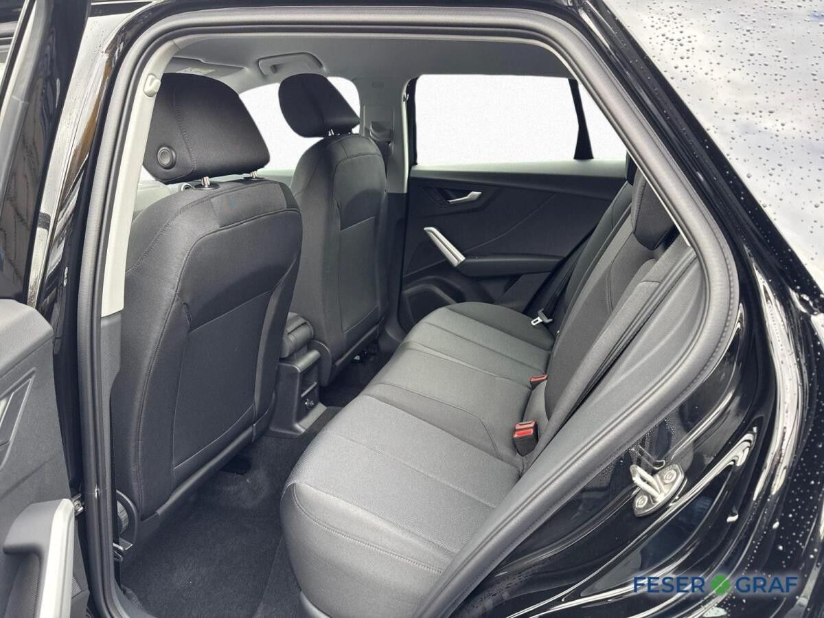 Audi Q2 Klima Komfortpaket RFK Smartphone Interface