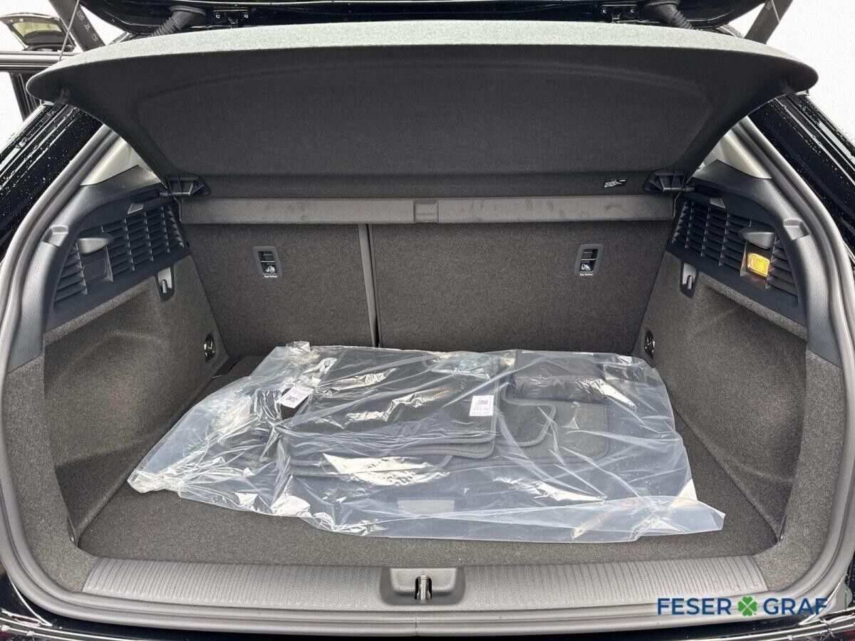 Audi Q2 Klima Komfortpaket RFK Smartphone Interface