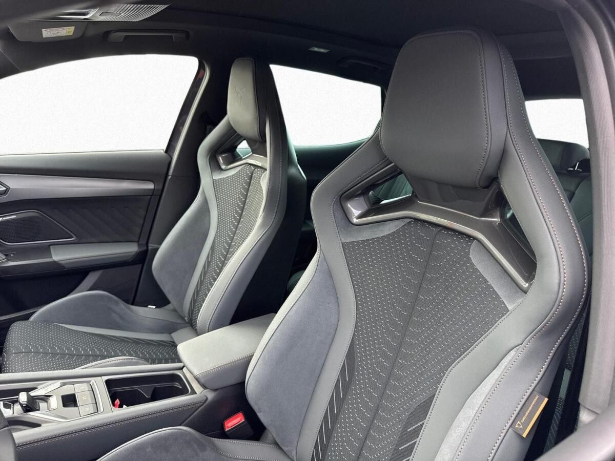 Cupra Formentor VZ333 Extreme DSG 4Drive AHK|Akrapovic