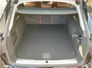 Audi A4 Avant 40TDI quattro S-tronic/ Navi+, HuD, ACC