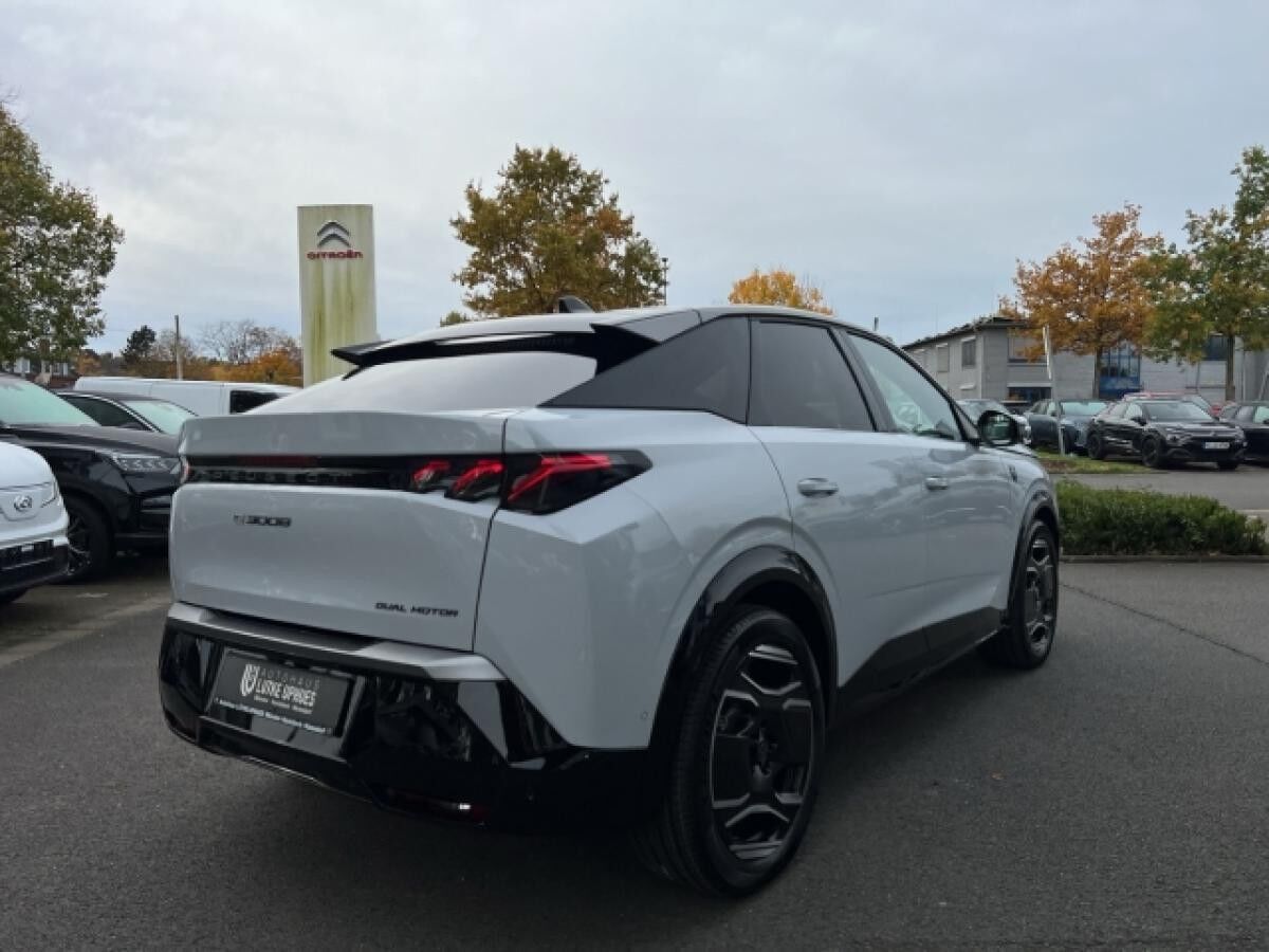 Peugeot 3008 Launch Edition Dual-Elektromotor 325 AWD