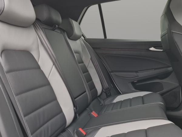 Volkswagen Golf GTE 1.5 eHybrid DSG +WR+MATRIX+PANOD+NAVI+L