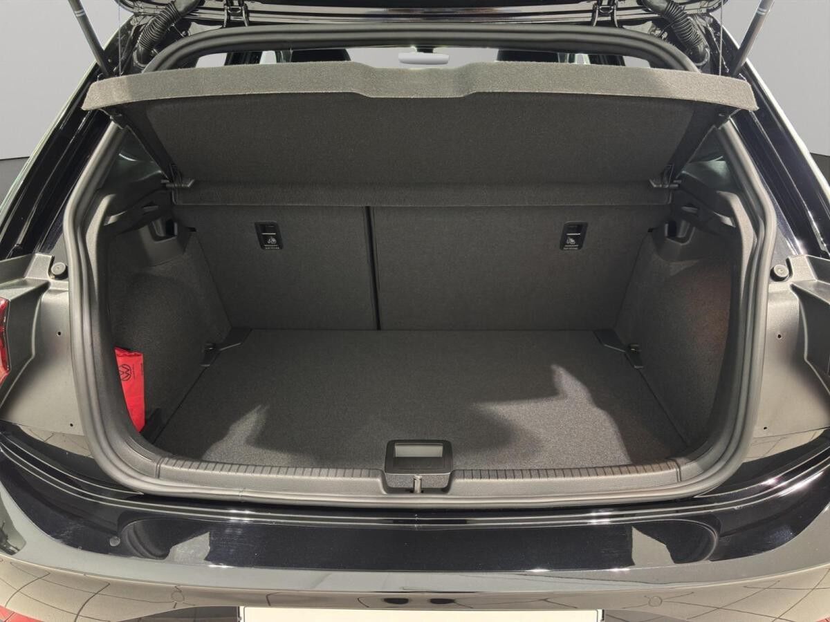 Volkswagen Polo R-Line (Kamera/Pano/Keyless) 1.0 l TSI 7-Gang-DSG