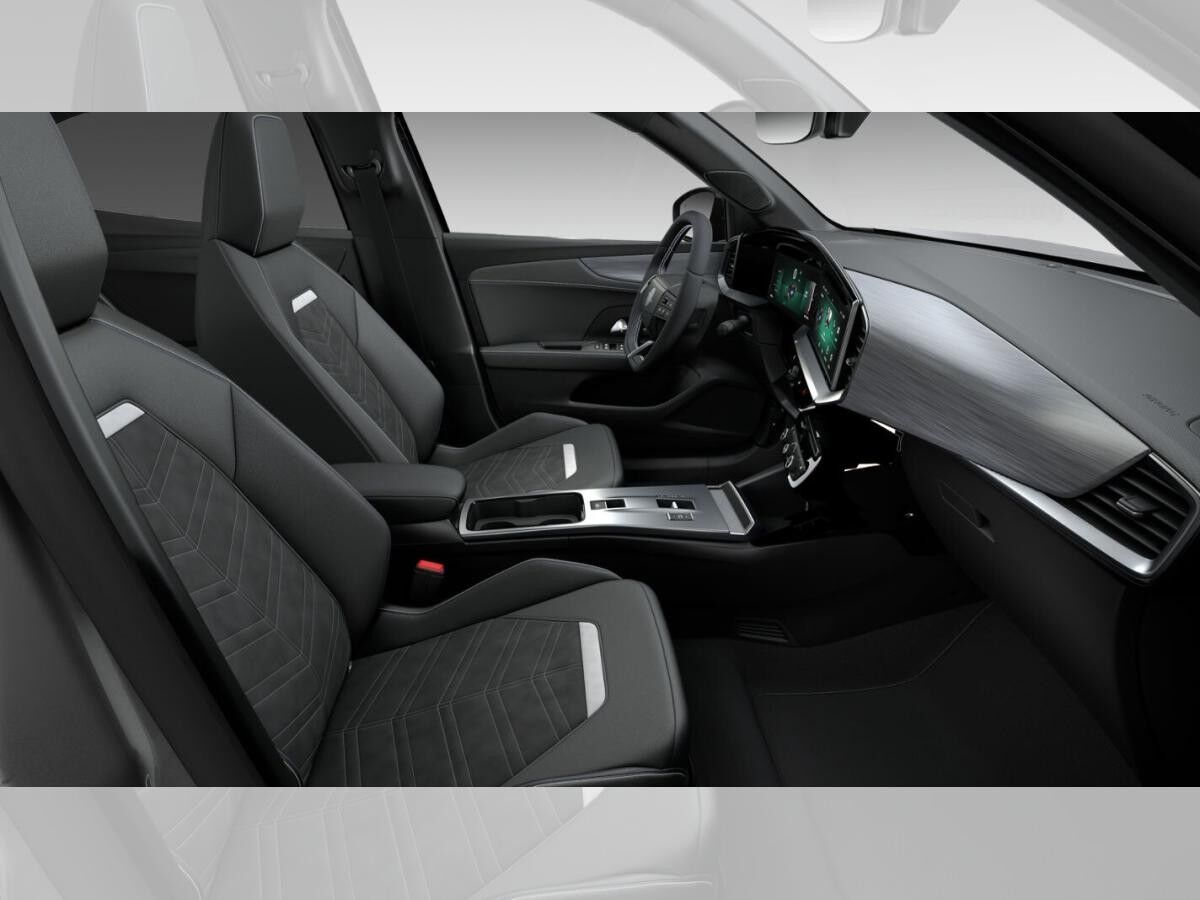 Opel Mokka -e GS mit Allwetterreifen und ReNew Knit Sitzen