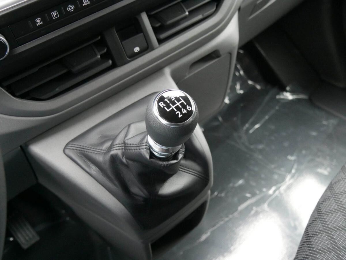 Volkswagen Transporter Kasten KLIMA / AHK / ALLWETTER