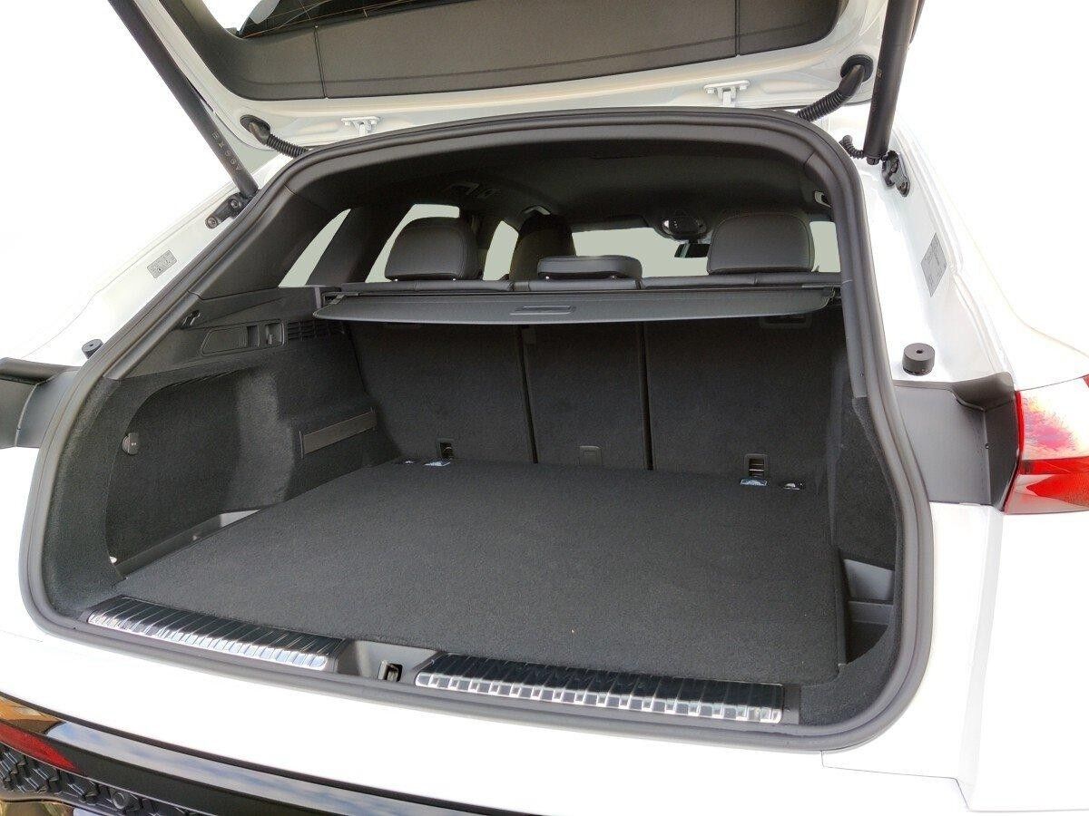 Audi Q5 e-hybrid MATRIX-LED TECH-PLUS BEIFAHRERDISPLAY 0,5 % VERSTEUERUNG