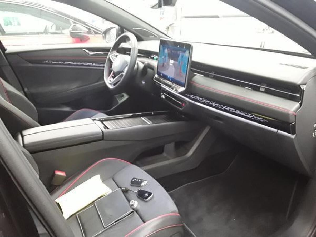 Volkswagen ID.7 GTX HarmanKardon HUD AHK Wärmepumpe Volkswagen ID.7 GTX HarmanKardon HUD AHK Wärmepumpe