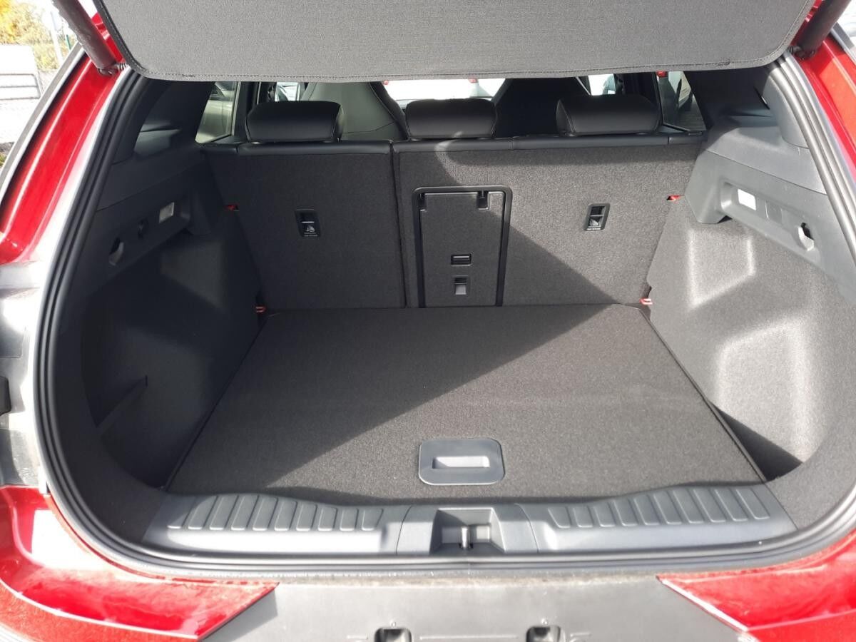 Ford Explorer RWD H ACC 19 Zoll Räder Klima