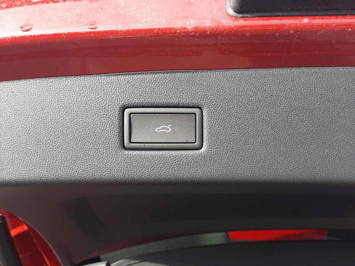 Ford Explorer RWD H ACC 19 Zoll Räder Klima