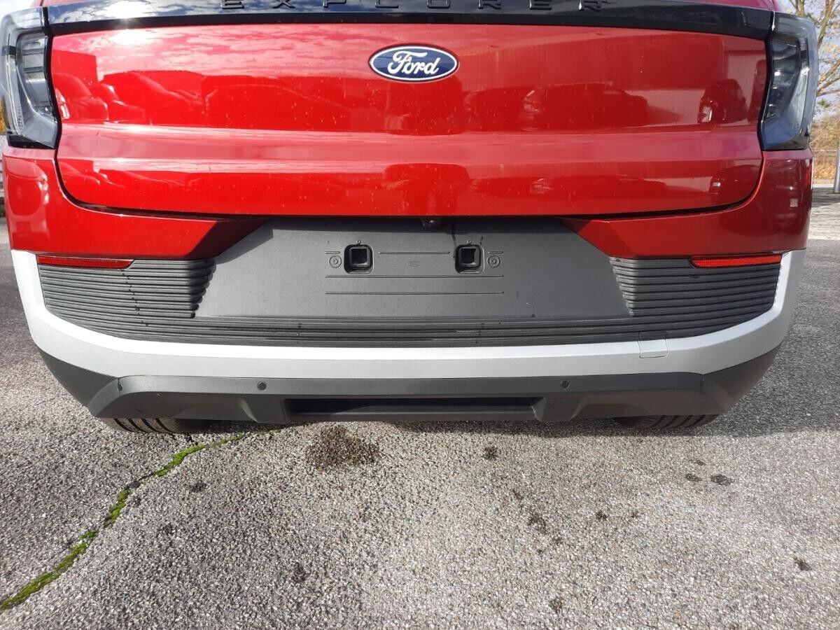 Ford Explorer RWD H ACC 19 Zoll Räder Klima