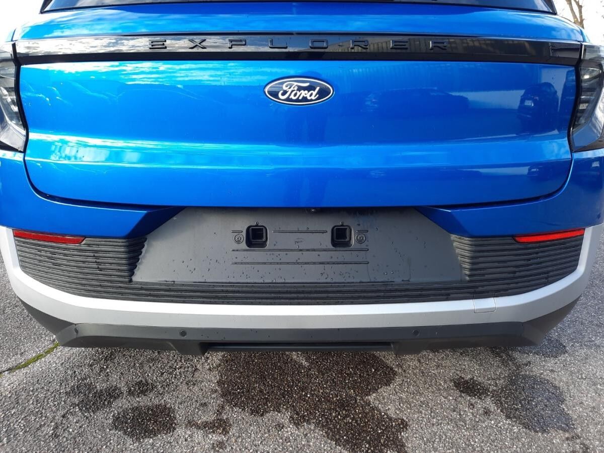 Ford Explorer RWD H ACC 19 Zoll Räder Klima