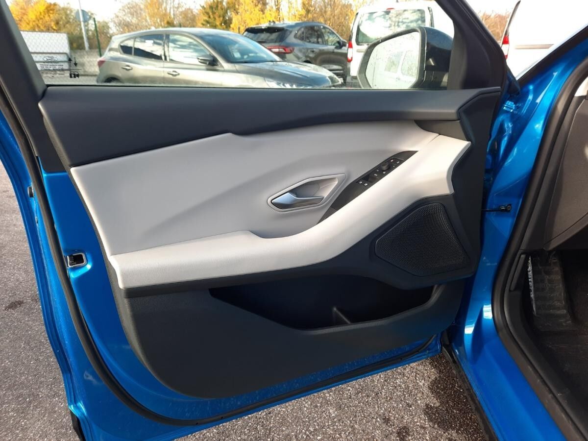 Ford Explorer RWD H ACC 19 Zoll Räder Klima