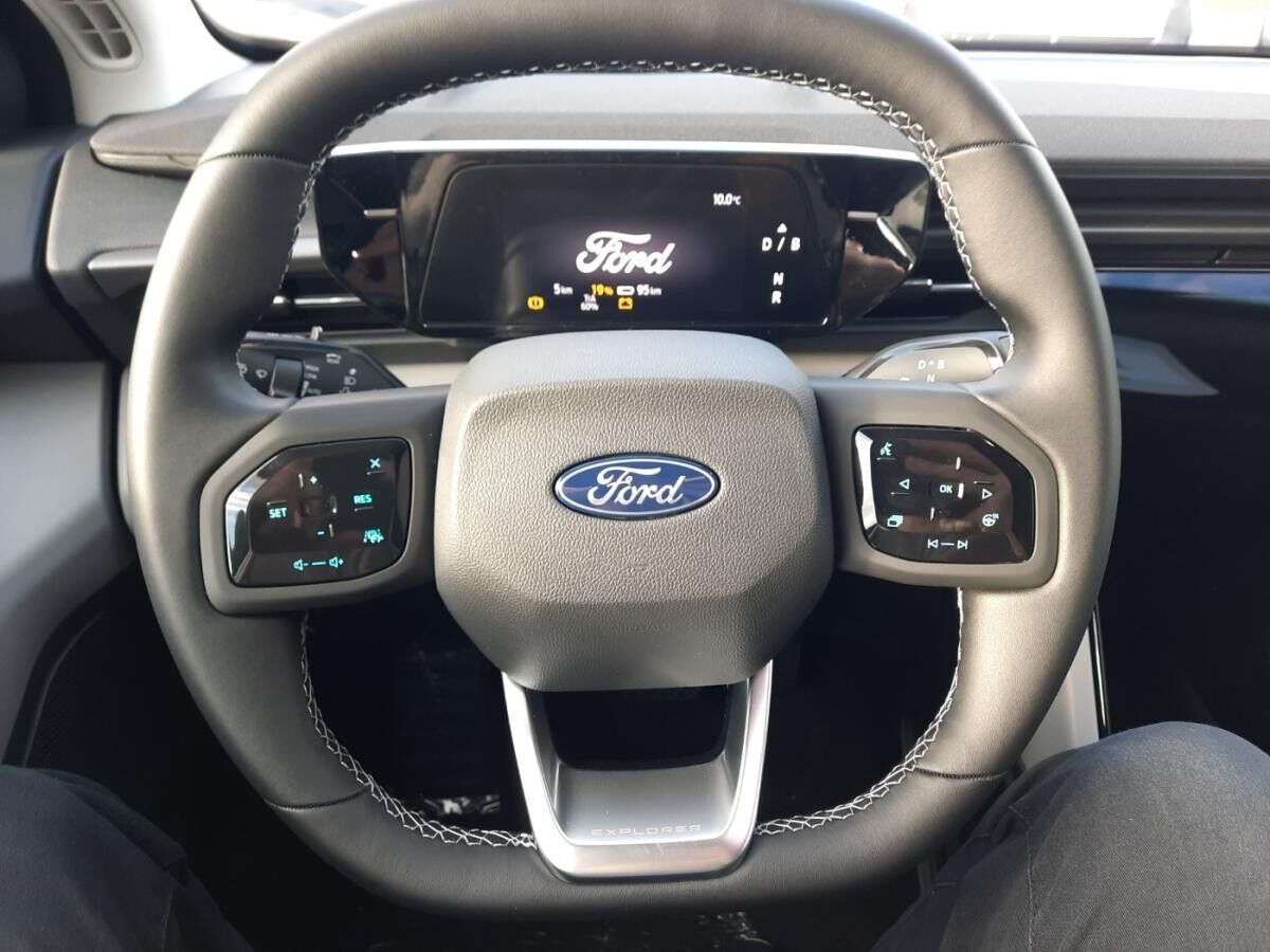 Ford Explorer RWD H ACC 19 Zoll Räder Klima