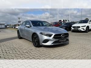 Mercedes-Benz A 180 Benzin Progr.Advanced+Kamera+CarPlay+Lenkr.Hz.+