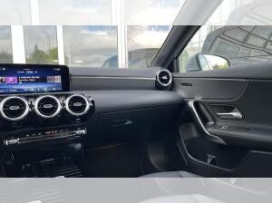 Mercedes-Benz A 180 Benzin Progr.Advanced+Kamera+CarPlay+Lenkr.Hz.+