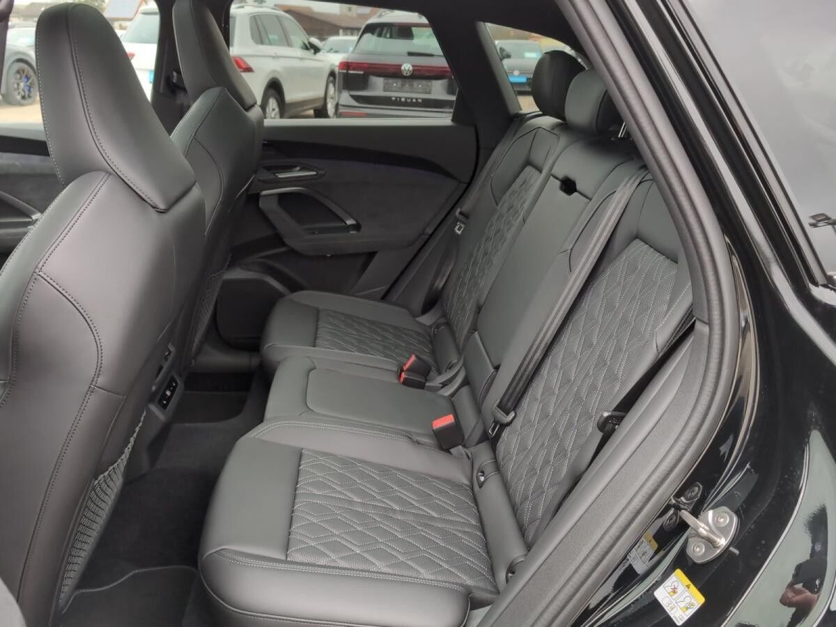 Audi SQ5 SUV TFSI q. S-Tronic | MATRIX LED, PANO, BEIFAHRER DISPLAY, TECH PRO