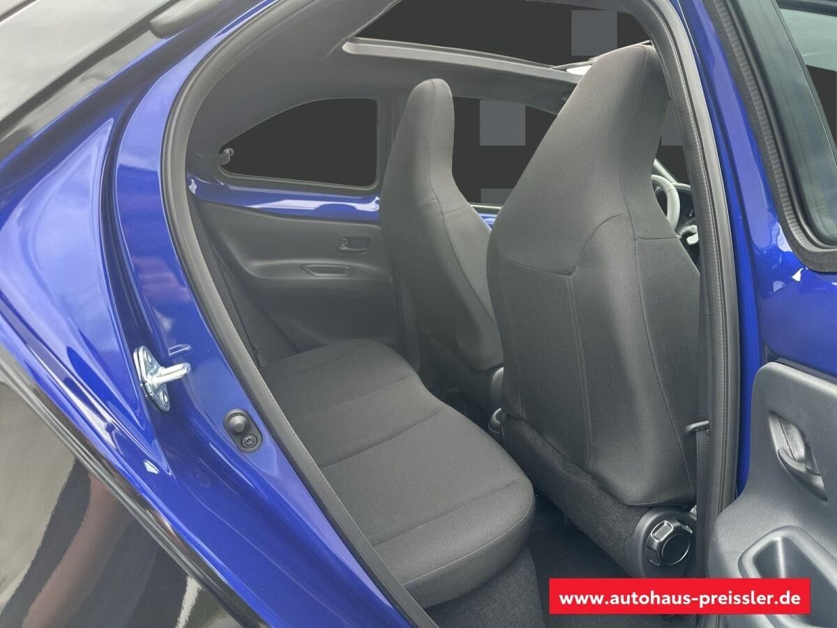 Toyota Aygo X 1.0-l-VVT-i Air Teamplayer