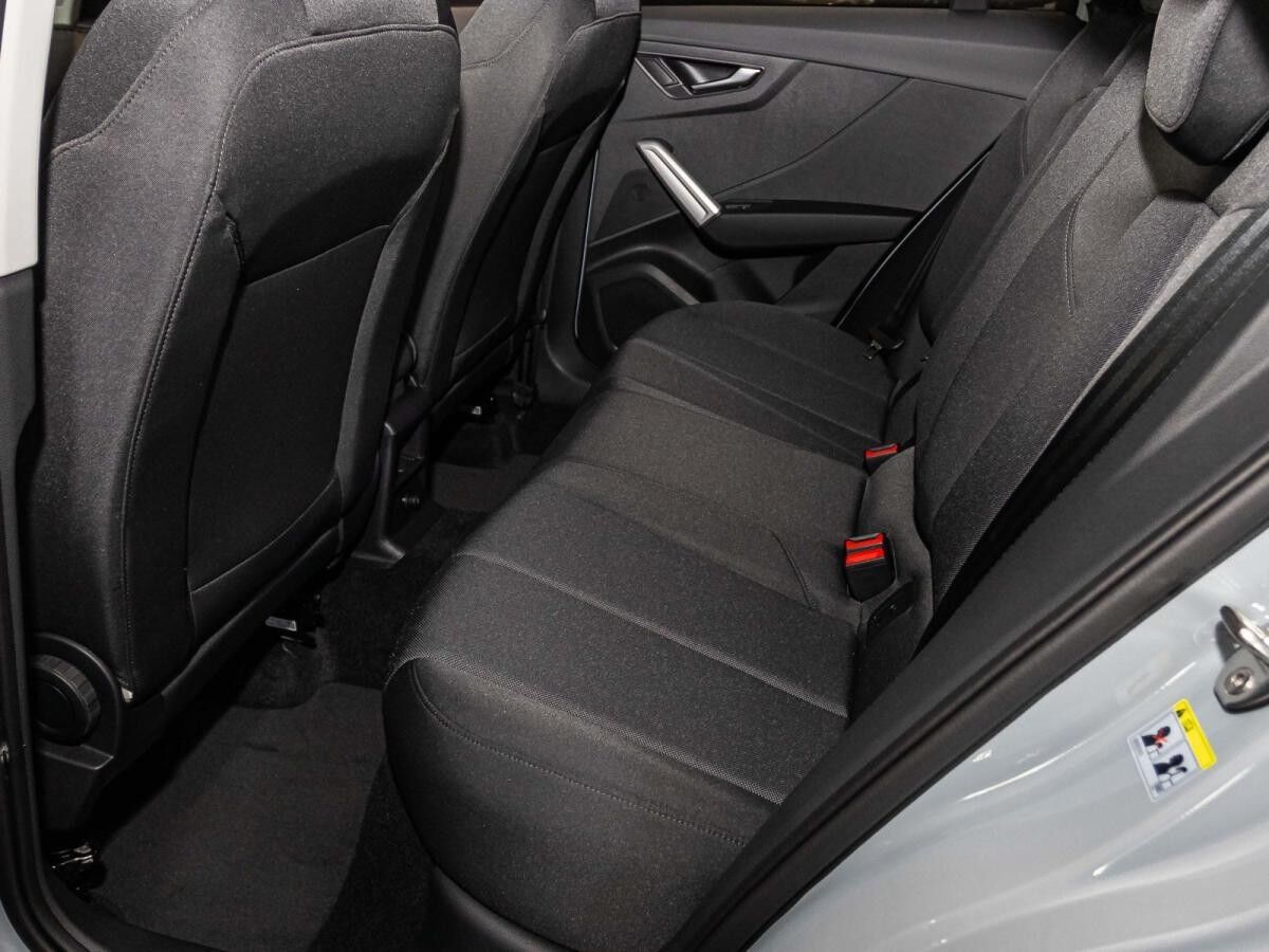 Audi Q2 advanced 35 TFSI 150 PS S tronic  8" Assistenz & -Komfort-Paket