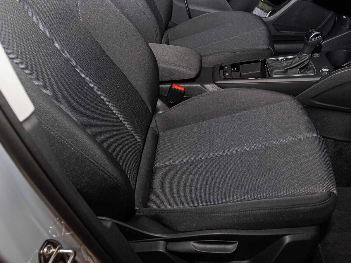 Audi Q2 advanced 35 TFSI 150 PS S tronic  8" Assistenz & -Komfort-Paket