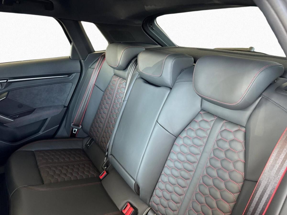 Audi RS3 Spb. qu S tronic *MATRIX*PANO*ABGAS*