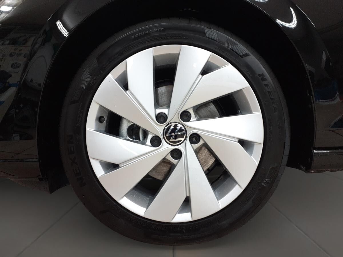 Volkswagen Golf VIII 2.0TDI Goal *ACC*IQ-Light*DSG*Navi*