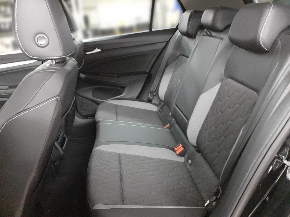 Volkswagen Golf VIII 2.0TDI Goal *ACC*IQ-Light*DSG*Navi*