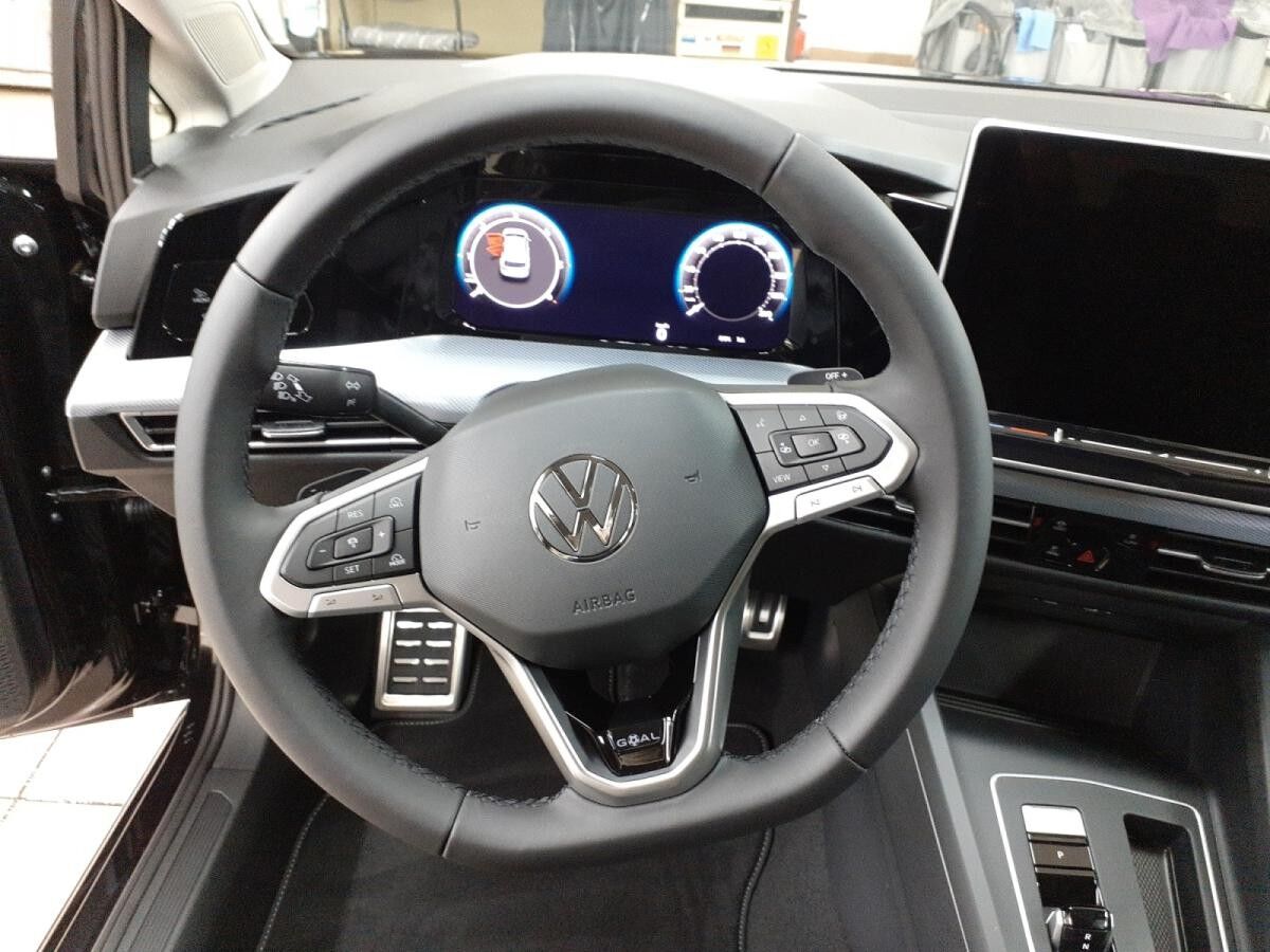 Volkswagen Golf VIII 2.0TDI Goal *ACC*IQ-Light*DSG*Navi*