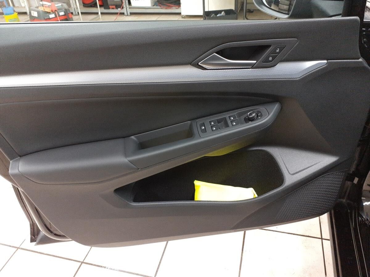 Volkswagen Golf VIII 2.0TDI Goal *ACC*IQ-Light*DSG*Navi*