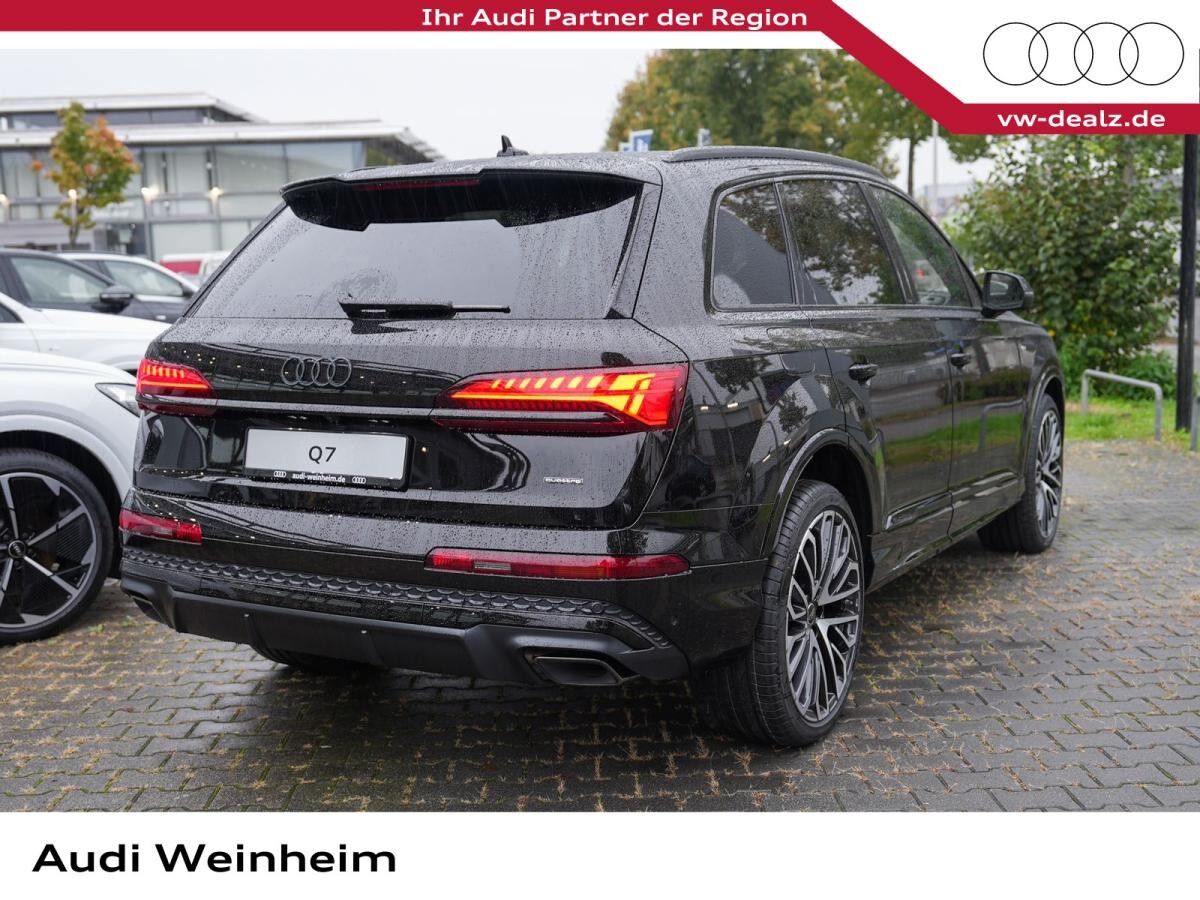 Audi Q7 SUV S line TFSI e quattro tiptronic