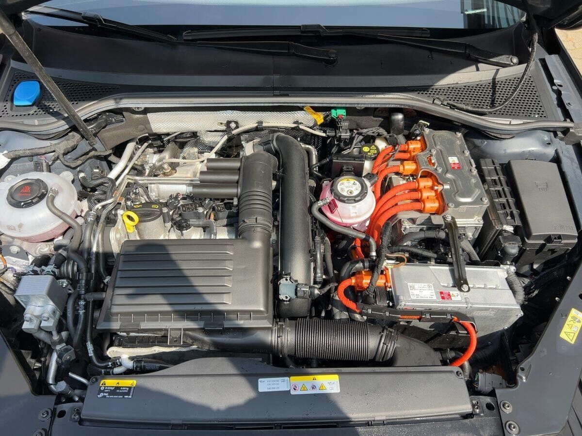 Volkswagen Passat Variant GTE 1.4 TSI DSG ACC/KAMERA/NAVI