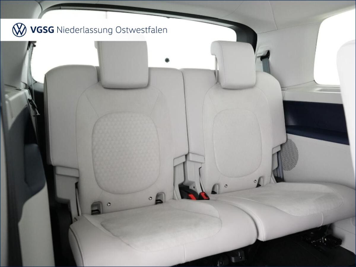 Volkswagen ID.Buzz ID. Buzz Pro Lang 7Sitzer AHK PanoDach EasyOpen