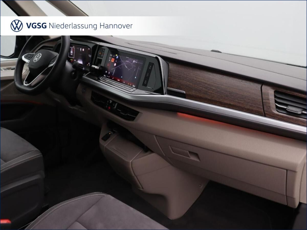 Volkswagen Multivan Style Vis-a-Vis AHK ACC HeadUp Navi SHZ