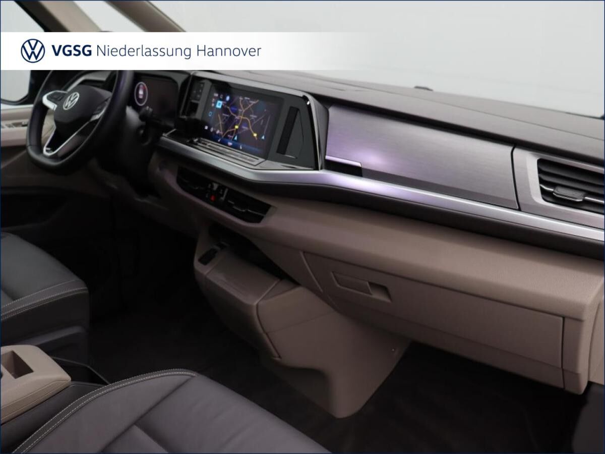 Volkswagen Multivan Life AHK Vis-a-Vis NaviPro Leder