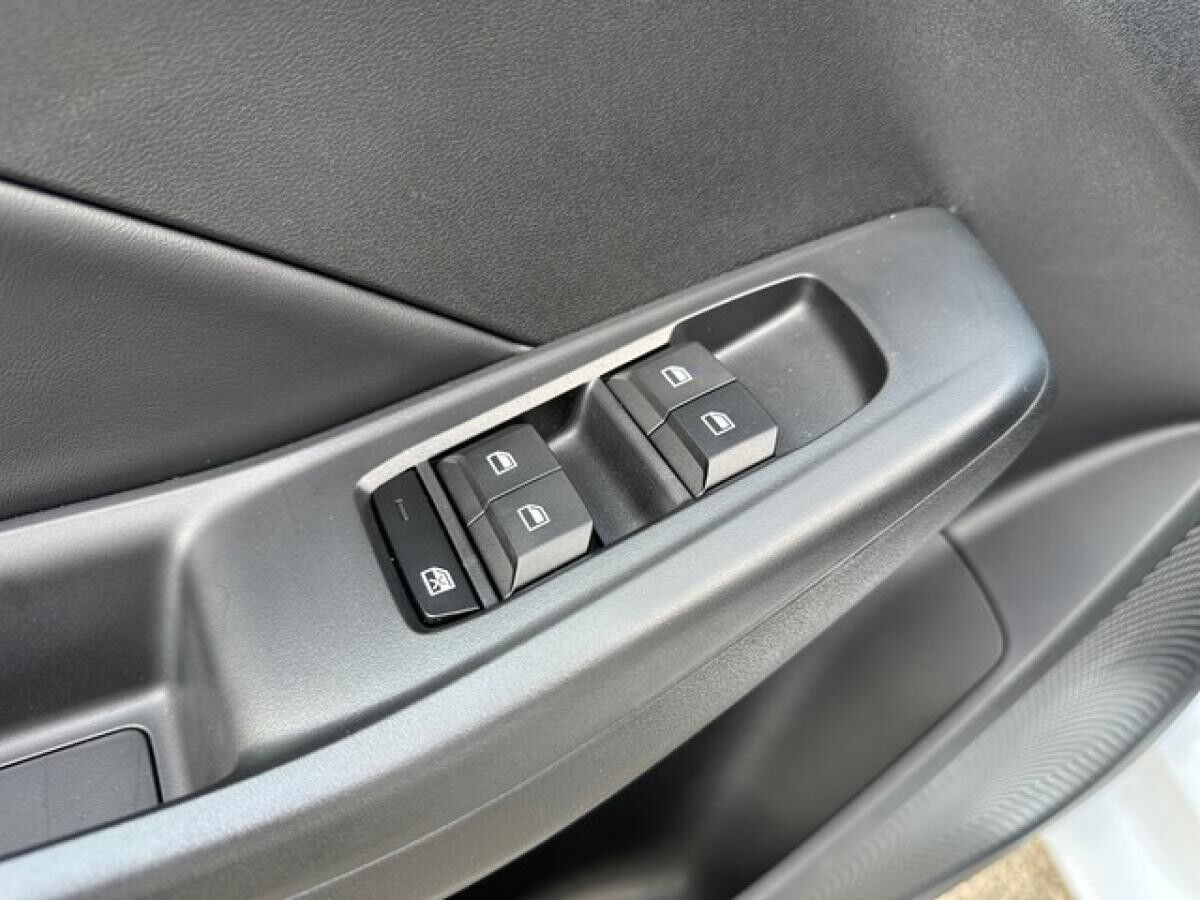 MG MG3 3 HEV LUXURY LED+360+TEMPOMAT+APP-CONN+++